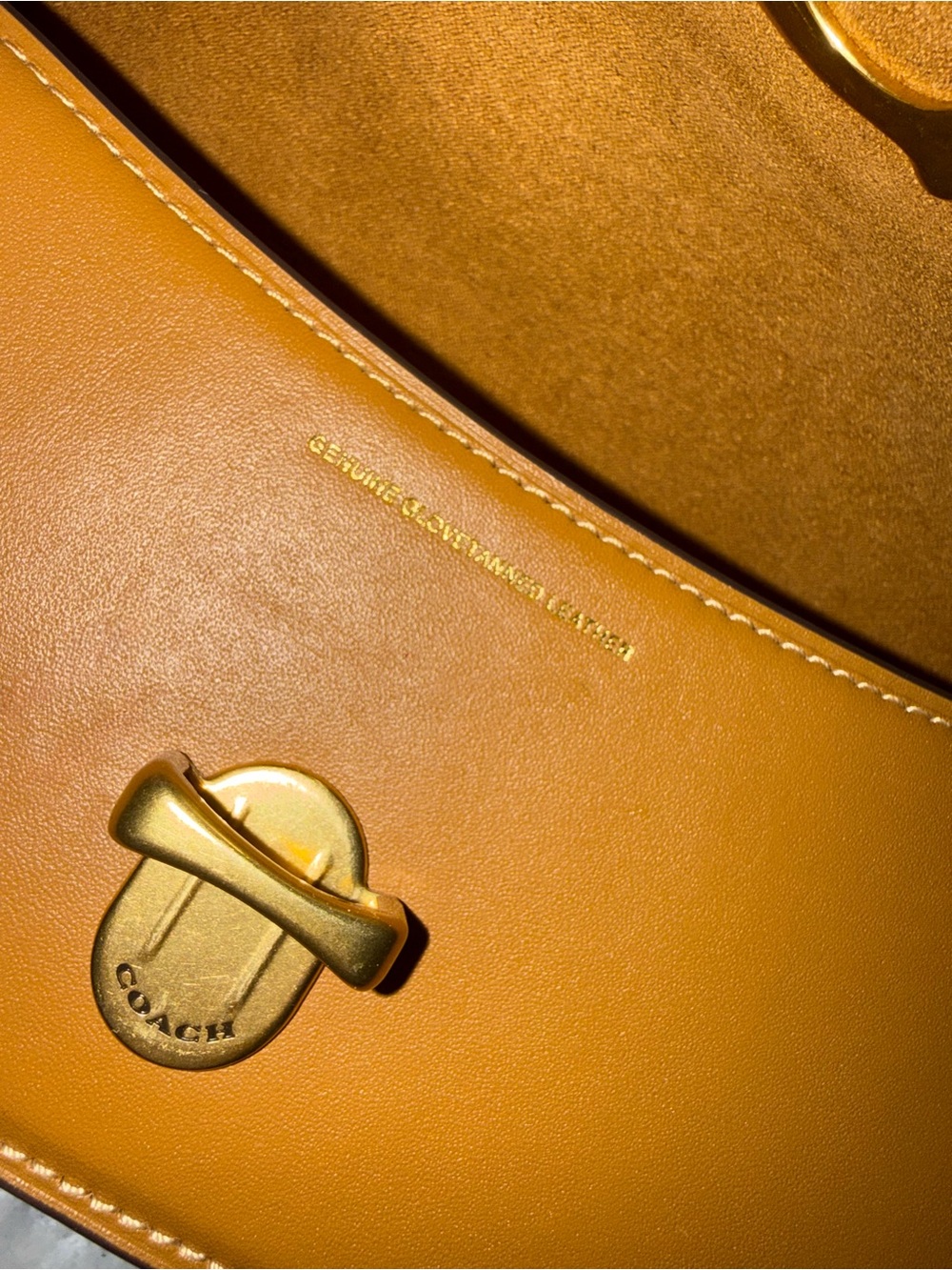 Coach Tan Leather Crossbody with Gold 'C' Turnlock - Picture 4 of 6